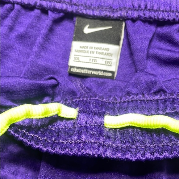 Nike Men's Purple Athletic Shorts - Picture 8 of 9